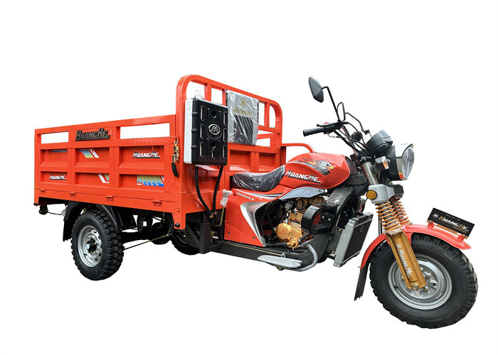 Motocicletta da carico a tre ruote ad alte prestazioni con una grande potenza e una grande capacità di carico