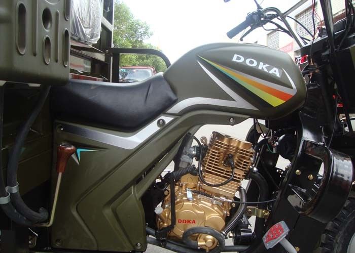 Motociclo motorizzato del carico della ruota di cinese 3 dell'azionamento di asse con l'asse dell'automobile e della struttura d'acciaio